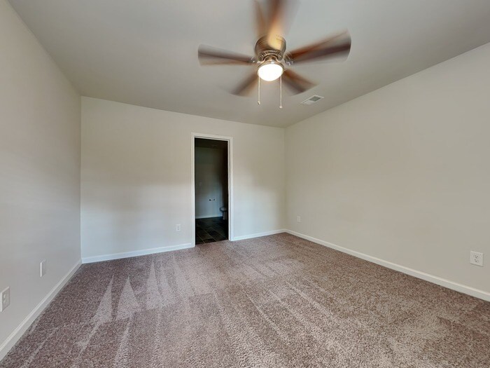 Building Photo - 308 Crooked Pne Ct
