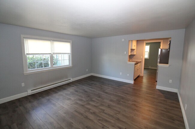 Building Photo - 1 BR/1BA Condo Available- Cricket Brook (D...