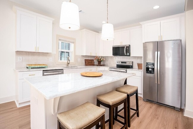 Building Photo - 7355 U.S. Hwy 280 W