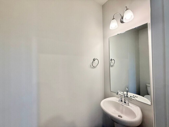 Building Photo - Stunning New Construction 4BD, 3.5BA Apex Townhome with a 2-Car Garage in a Prime Location Near T...