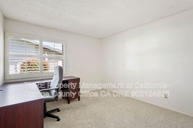Building Photo - 8933 Amador Cir