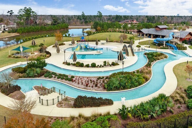 Building Photo - 8051 Bay Branch Dr