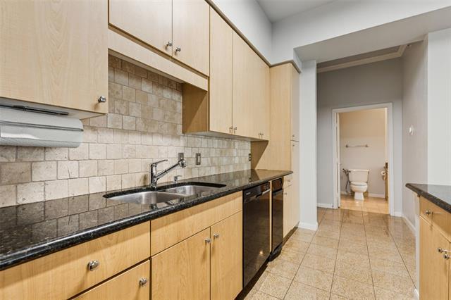 Building Photo - 3225 Turtle Creek Blvd Blvd