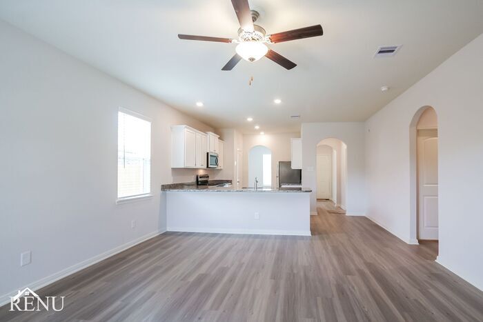 Building Photo - 10475 Red Cardinal Dr