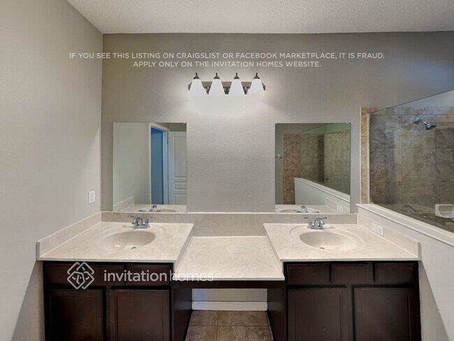 Building Photo - 3974 Blossom Dew Dr