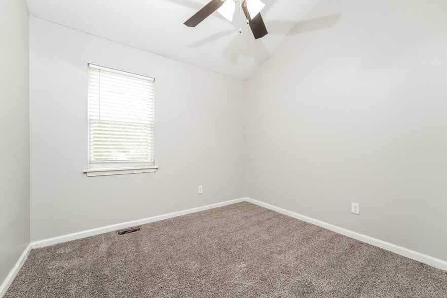 Building Photo - 6609 Swift Creek Rd