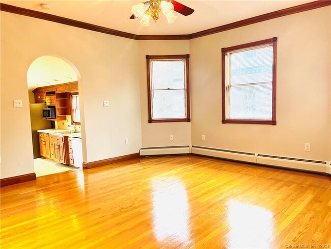 Building Photo - 21 Cottage St