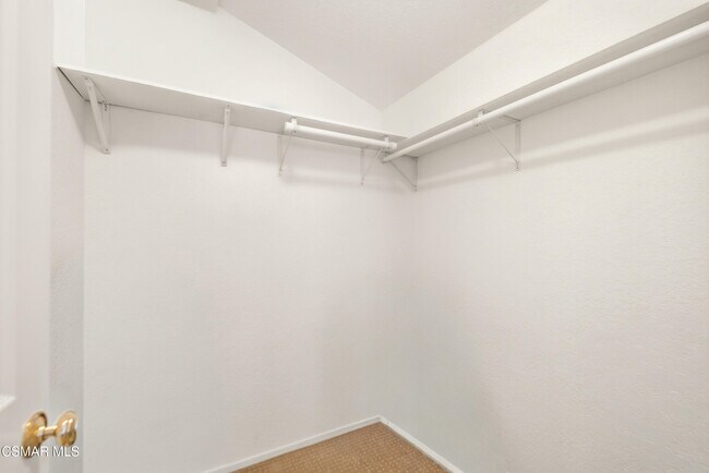 Building Photo - 2379 Leeward Cir