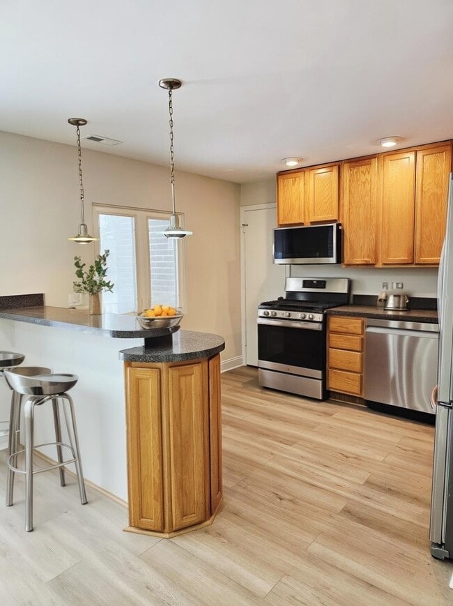 Building Photo - 1550 Sandpebble Dr