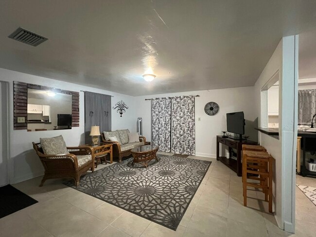 Building Photo - 6915 Dimarco Rd