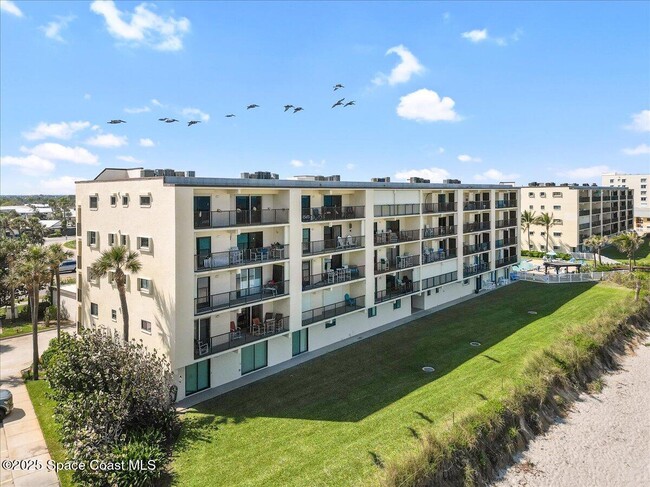 Building Photo - 1465 Jimmy Buffett Mem Hwy