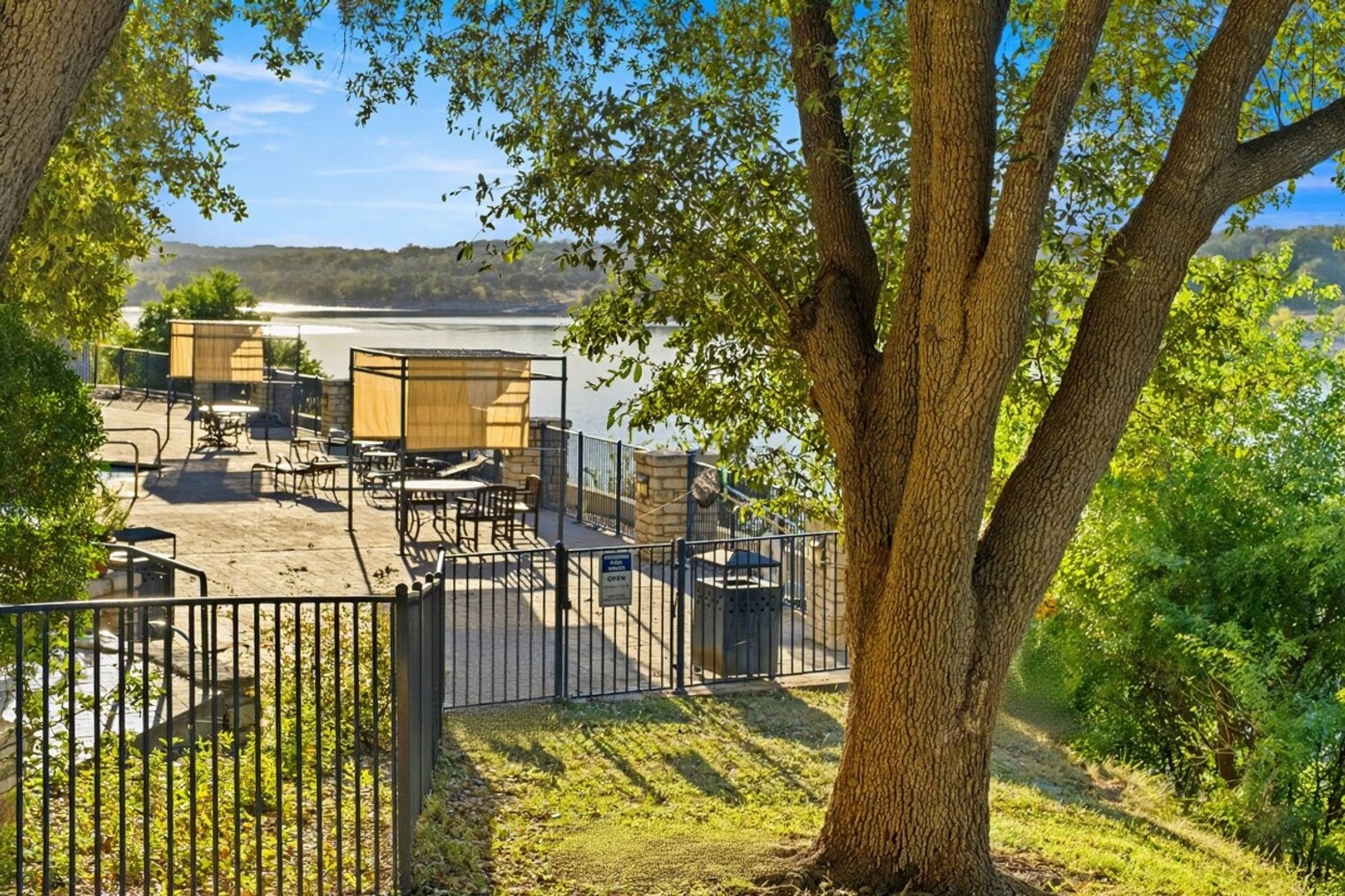 Building Photo - 3404 American Dr