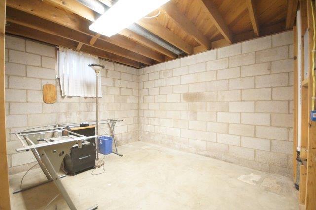 Building Photo - 3 BEDROOM | 2 BATH | DOUBLE CAR GARAGE | W...