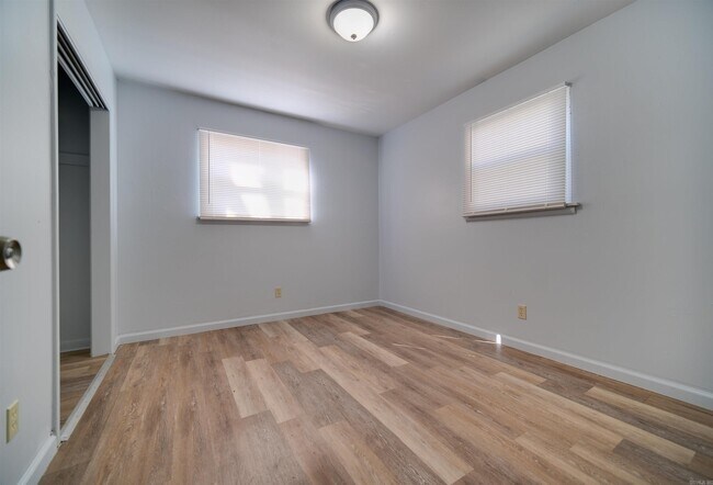 Building Photo - 6508 Pecan Ave