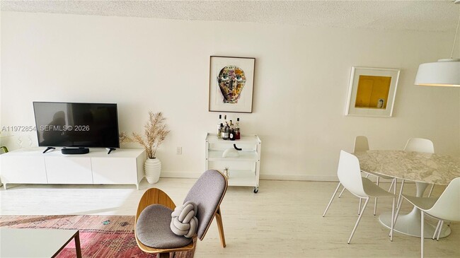 Building Photo - 1775 Washington Ave