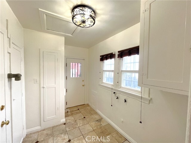 Building Photo - 1839 W 85th St