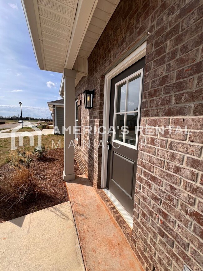 Building Photo - New Construction Home for Rent in Robertsdale, AL!!!