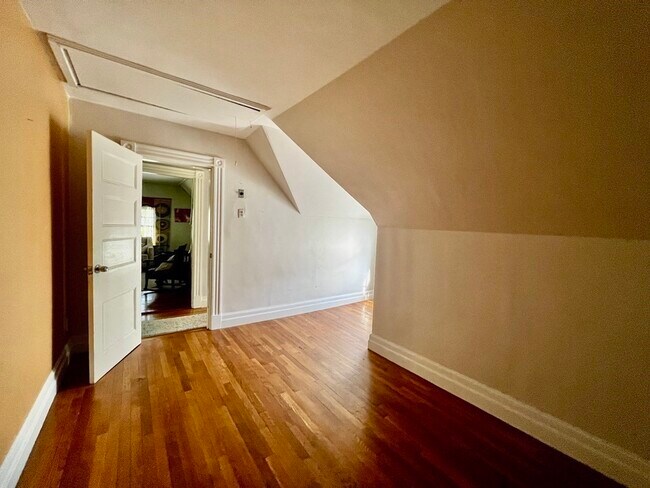 Building Photo - 57 Aspinwall Ave