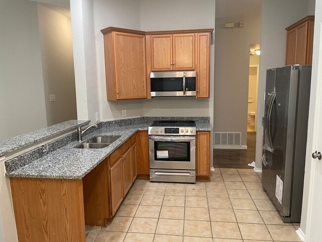 Building Photo - 1521 Carrigan Ln