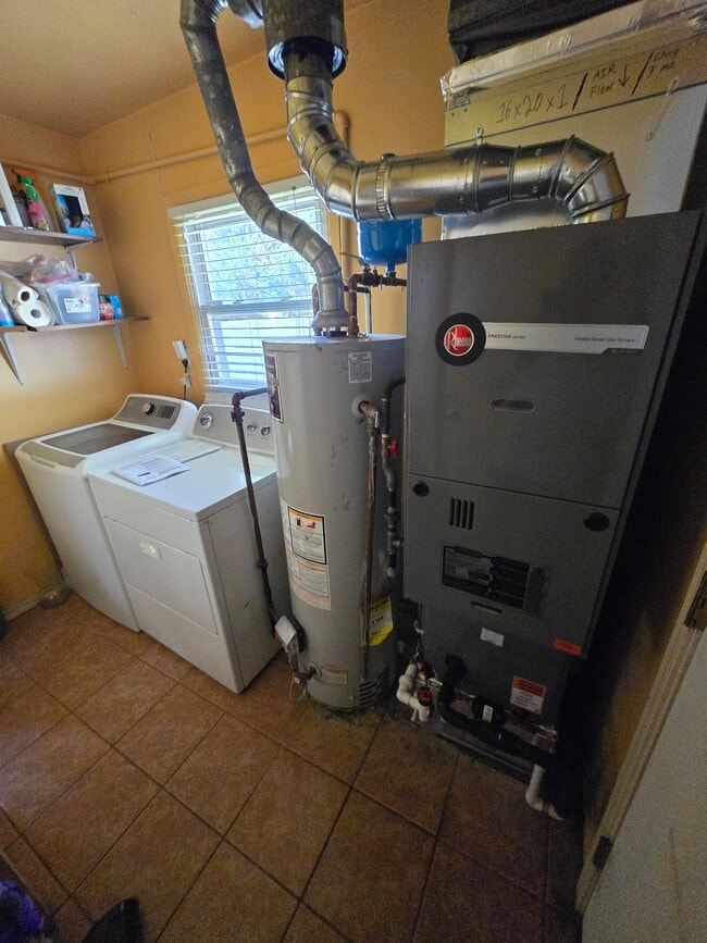 Building Photo - 16 Elridge Ln