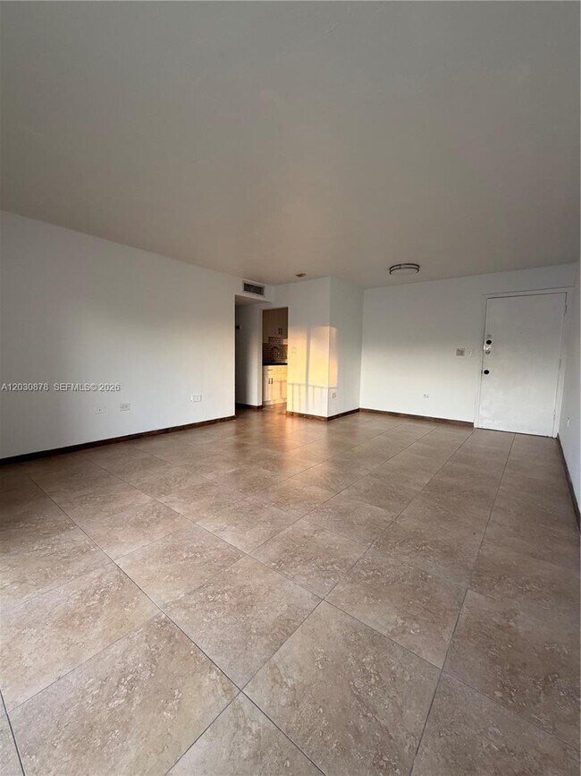 Building Photo - 7250 SW 94th Pl