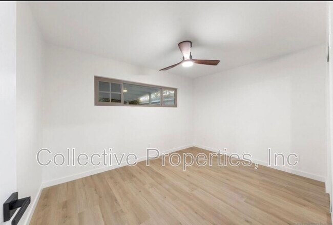 Building Photo - 736 18th St