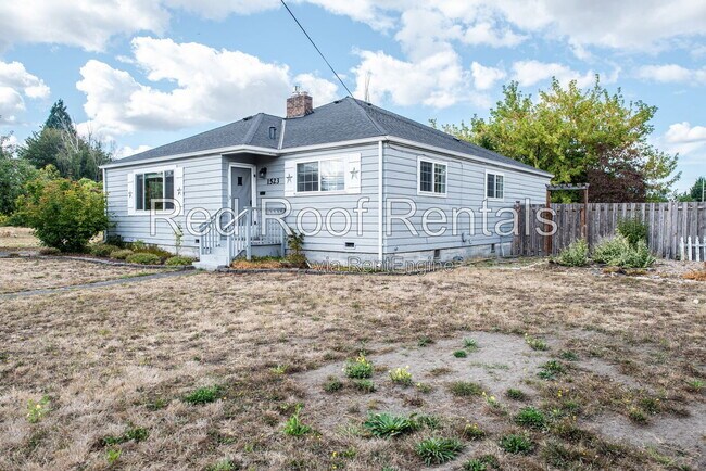Building Photo - 1523 4th Ave NW