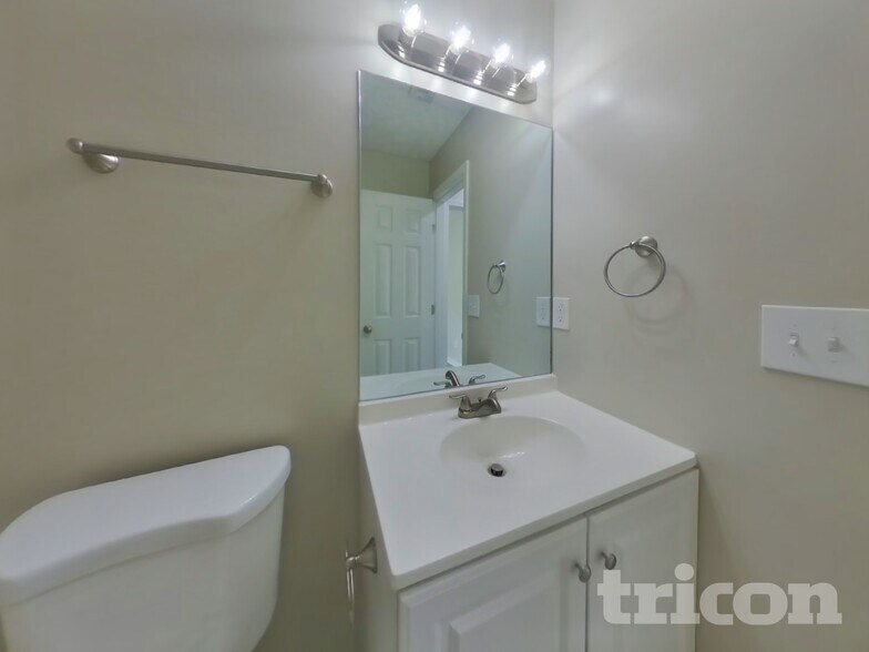 Building Photo - 2023 Fiona Way