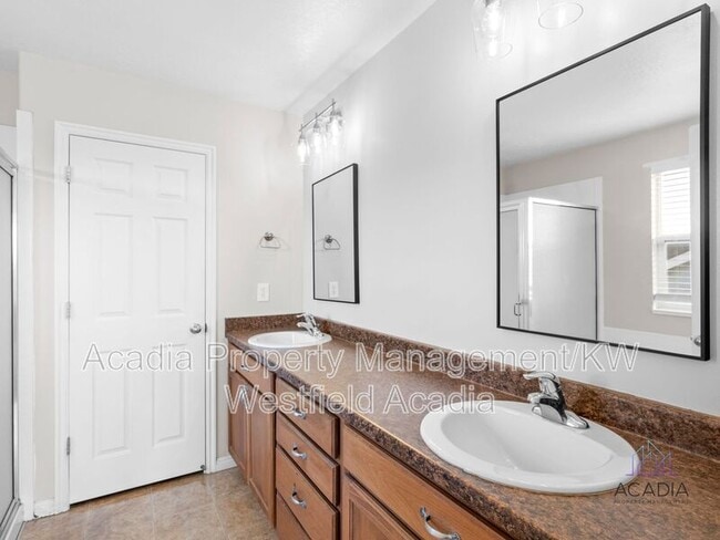 Building Photo - 4172 W Lakebridge Drive