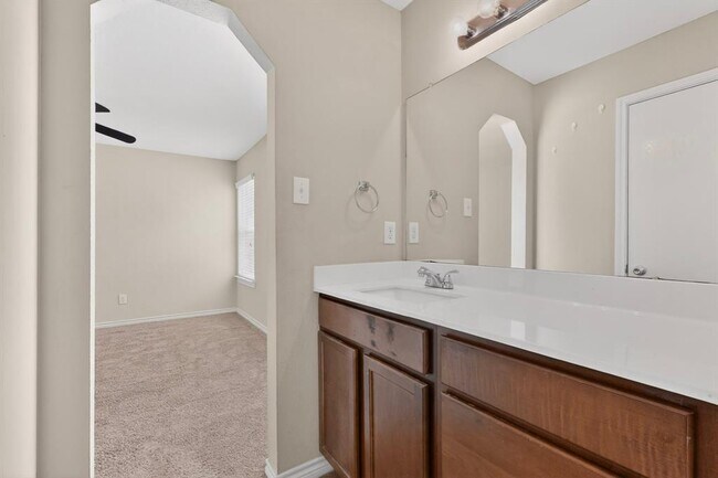 Building Photo - 12711 Rampart St