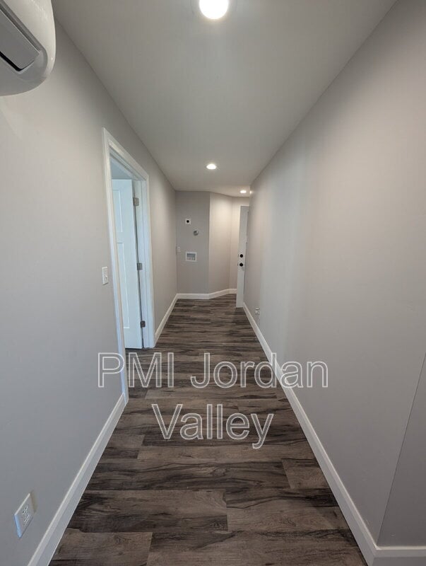 Building Photo - 408 RIGDON St