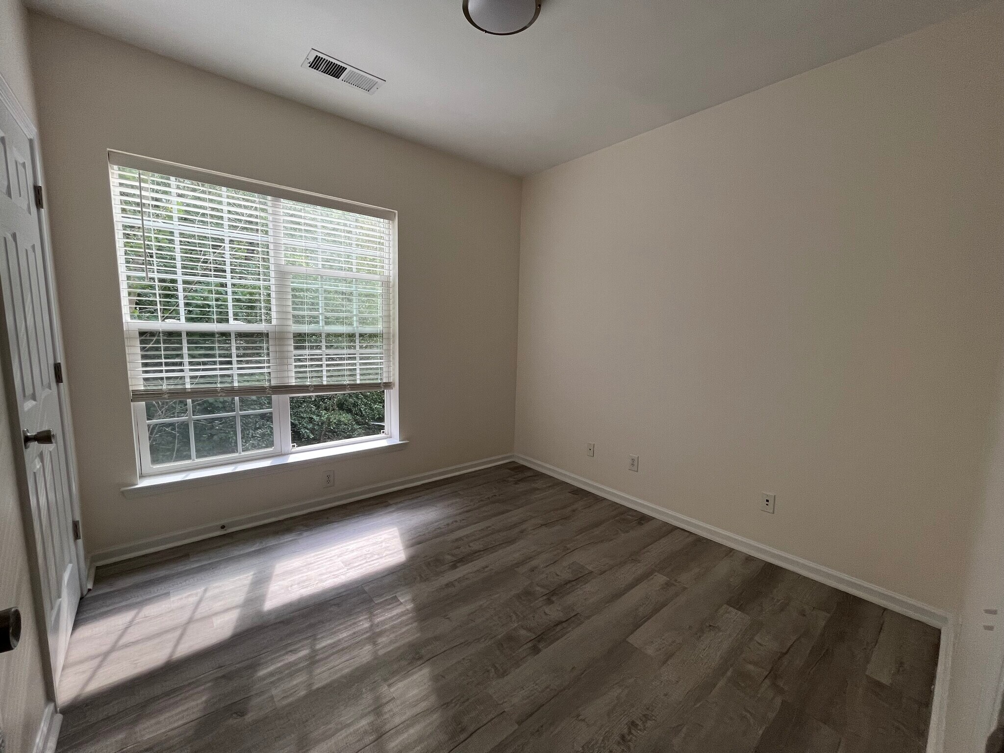 Building Photo - 11528 Costigan Ln