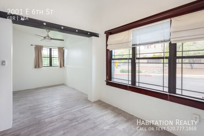 Building Photo - 2001 E 6th St