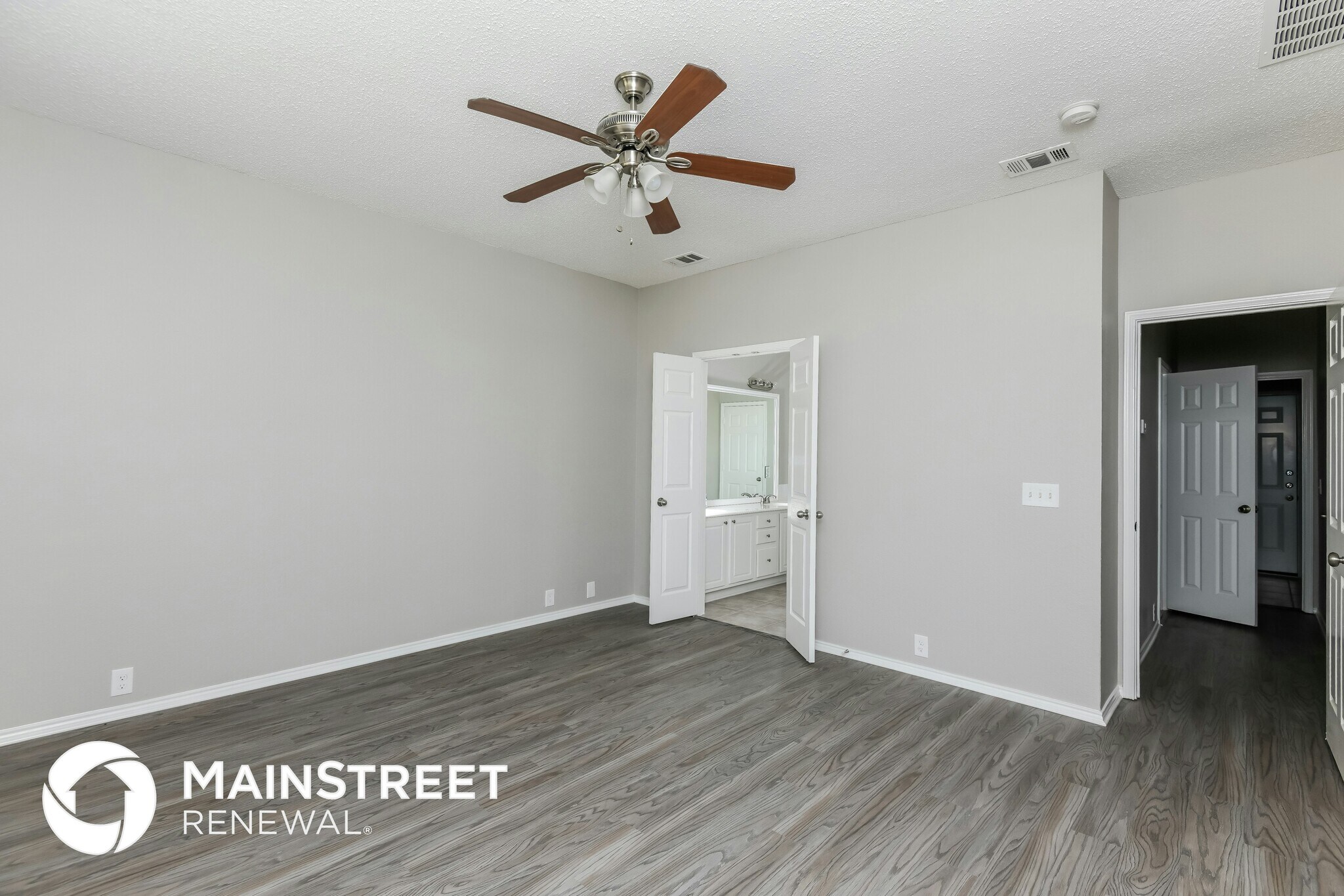 Building Photo - 2524 Tar Heel Dr