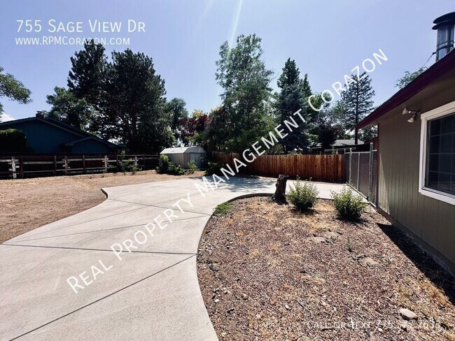 Building Photo - 755 Sage View Dr