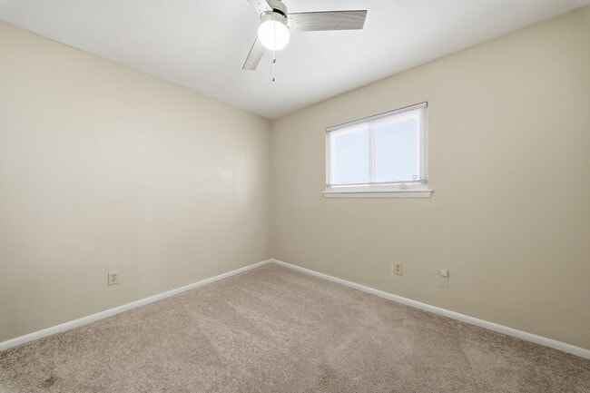 Building Photo - MODERN, meticulously maintained 4 bedroom/2 Bath Ranch - INCLUDES LANDSCAPING!