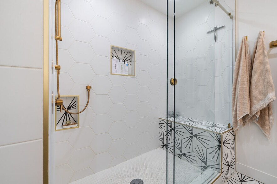 Building Photo - 236 Camellia Ln