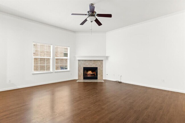 Building Photo - 1310 Alpine Mountain Dr