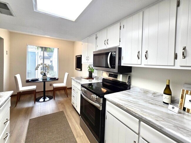 Building Photo - 2840 Blairstone Ct