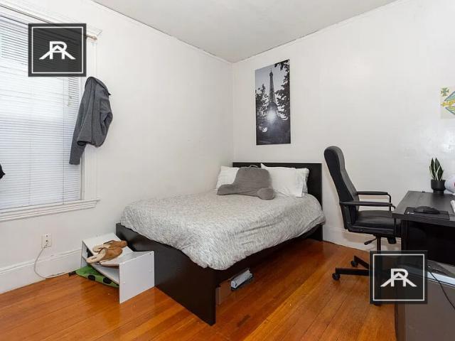 Building Photo - 4 bedroom in Allston MA 02134