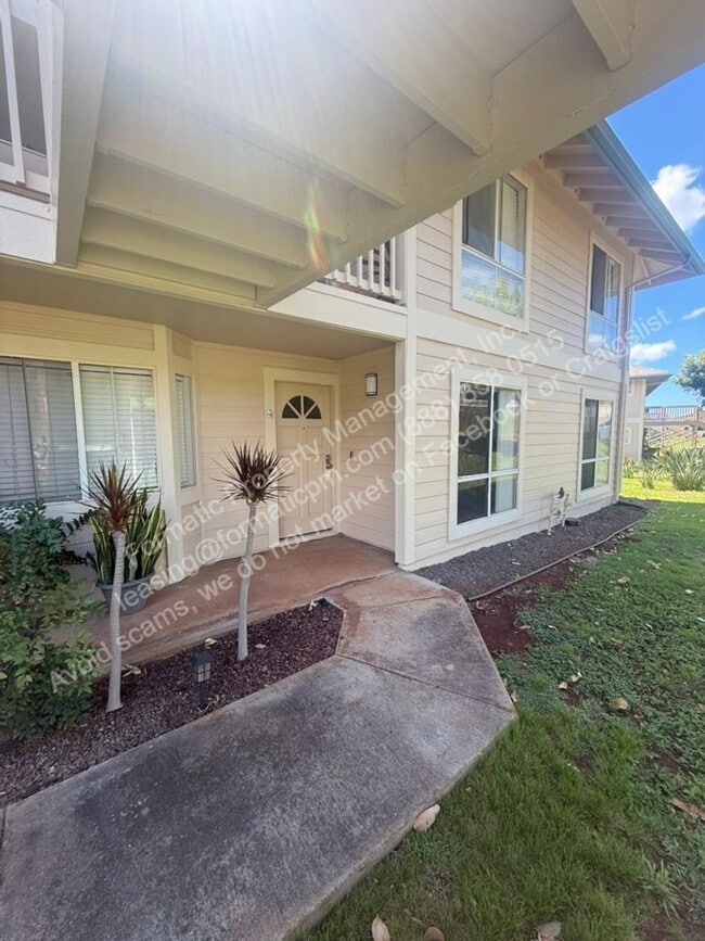 Building Photo - 92-1212-1212 Palahia St