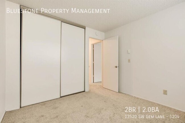 Building Photo - 12520 SW Gem Ln