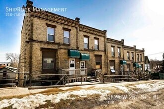 Building Photo - 1826 W 2nd St