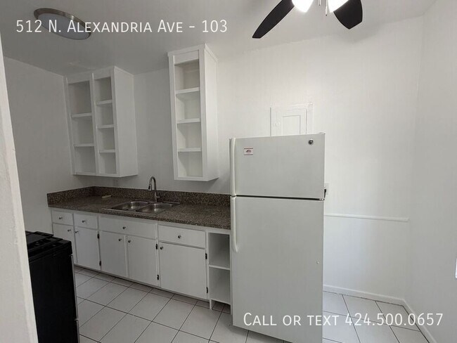 Building Photo - 512 Alexandria Ave
