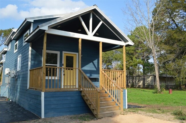 Primary Photo - 22040 Bailey Grove Rd