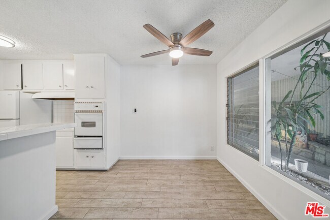 Building Photo - 1520 Hayworth Ave