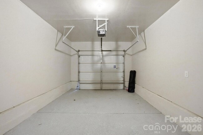 Building Photo - 7530 Fowler Springs Lane