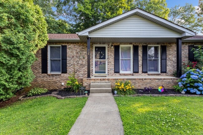 Building Photo - 336 Andrew Dr