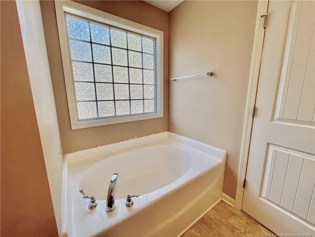 Building Photo - 144 Bicentennial Way