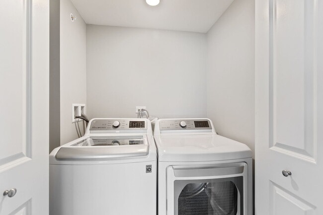 Building Photo - 1269 Catalina Ct.